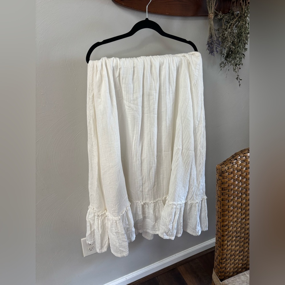 Quince 100% Organic Cotton Gauze Smocked Maxi Skirt - XL (XXL) white - Picture 2 of 3